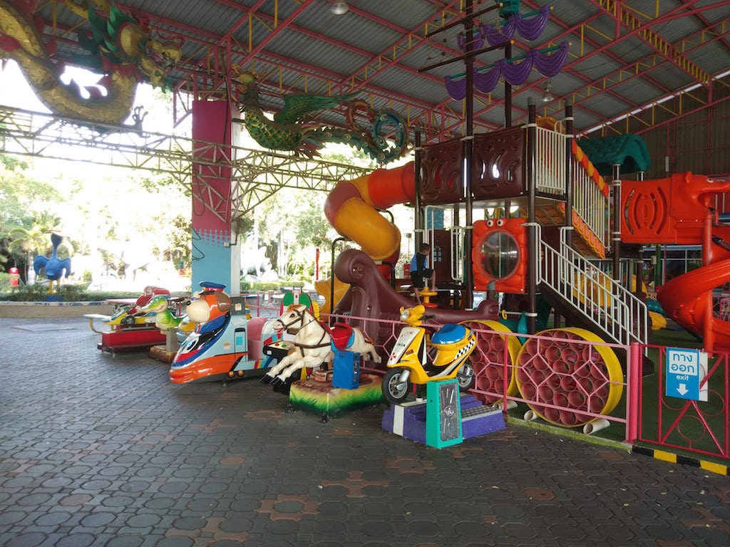 Siam Amazing Park City BKK