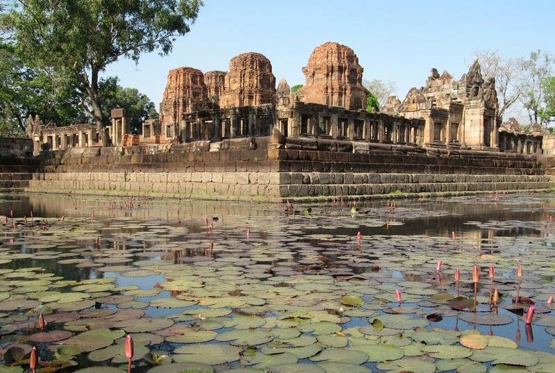 Prasat muang & phanom rung historical park