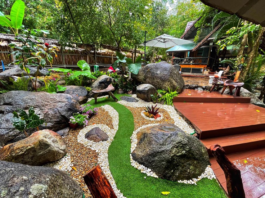 Shade of Green Resort