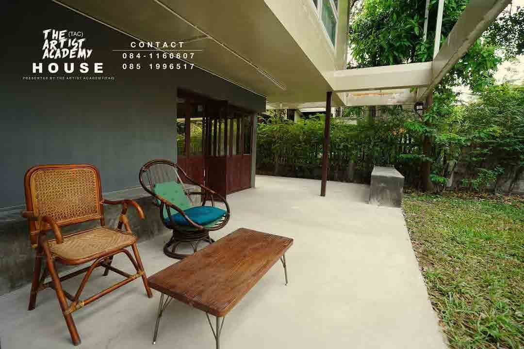 The Artist Academy Studio Bangkok