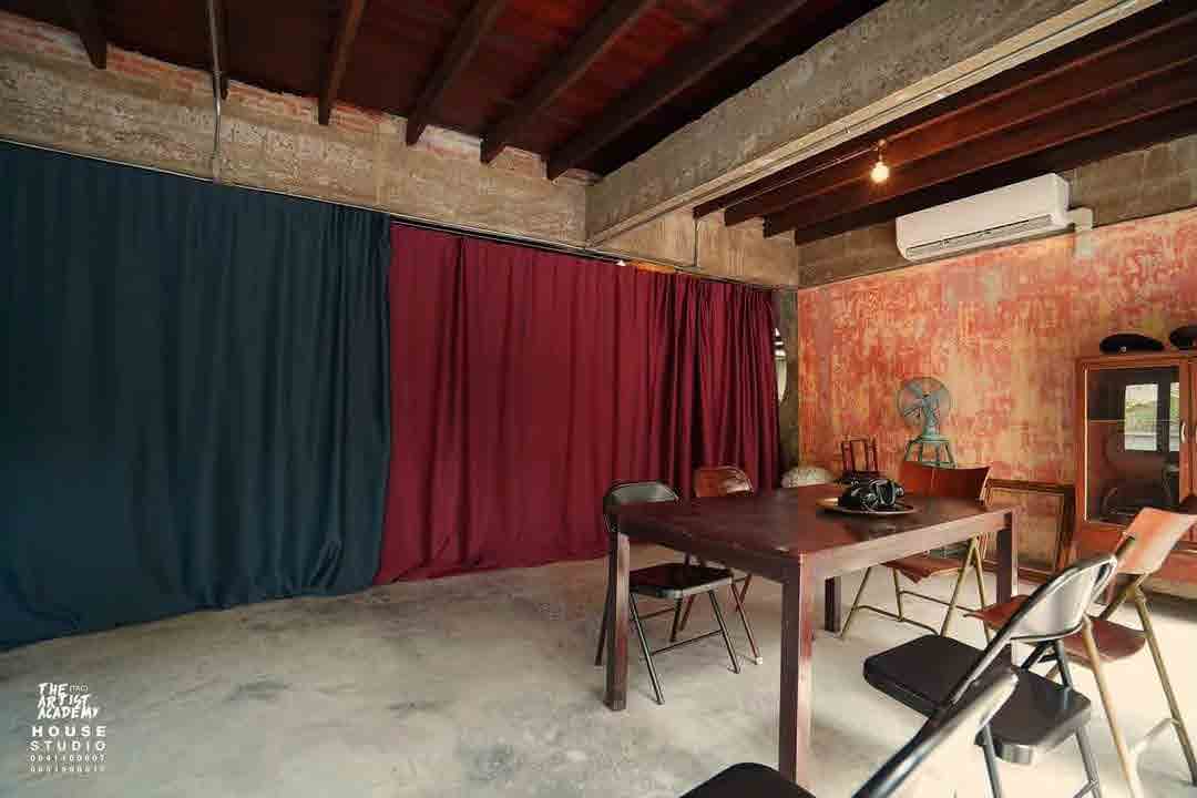 The Artist Academy Studio Bangkok