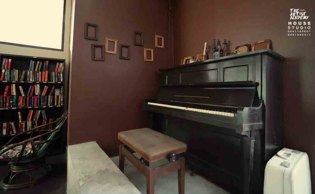 The Artist Academy Studio Bangkok