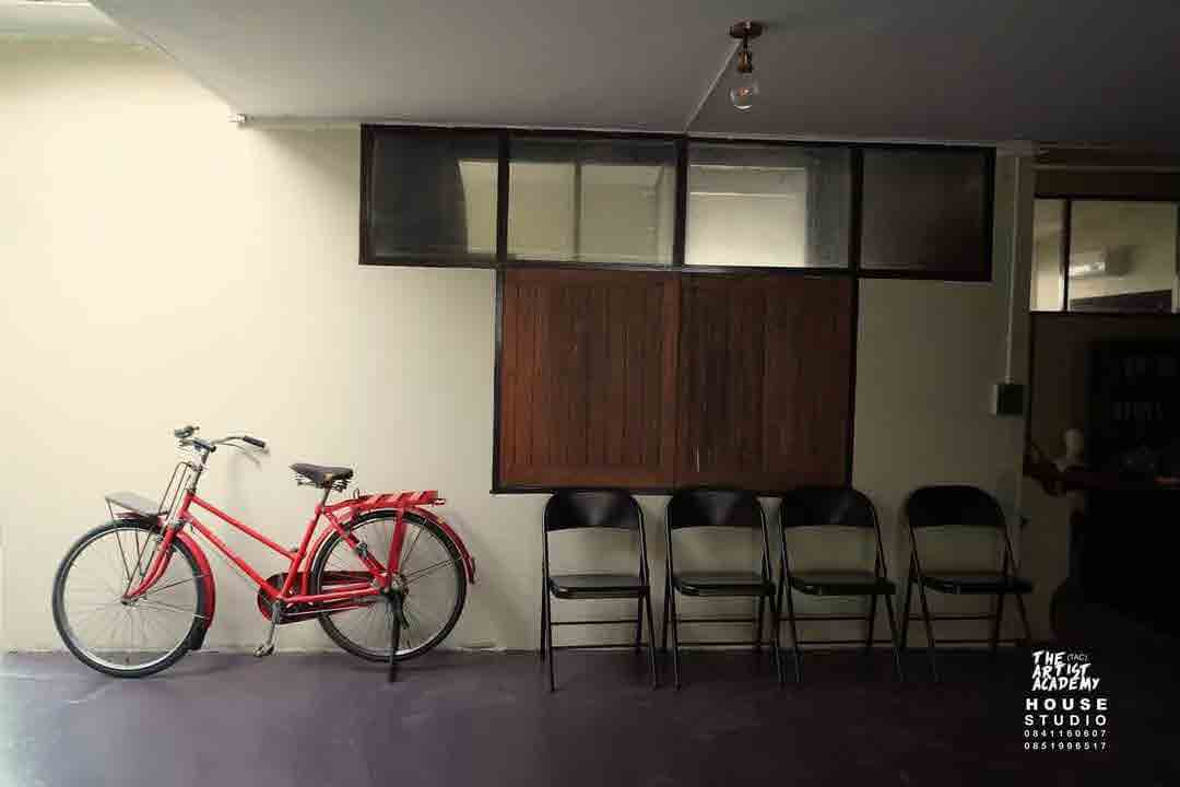 The Artist Academy Studio Bangkok