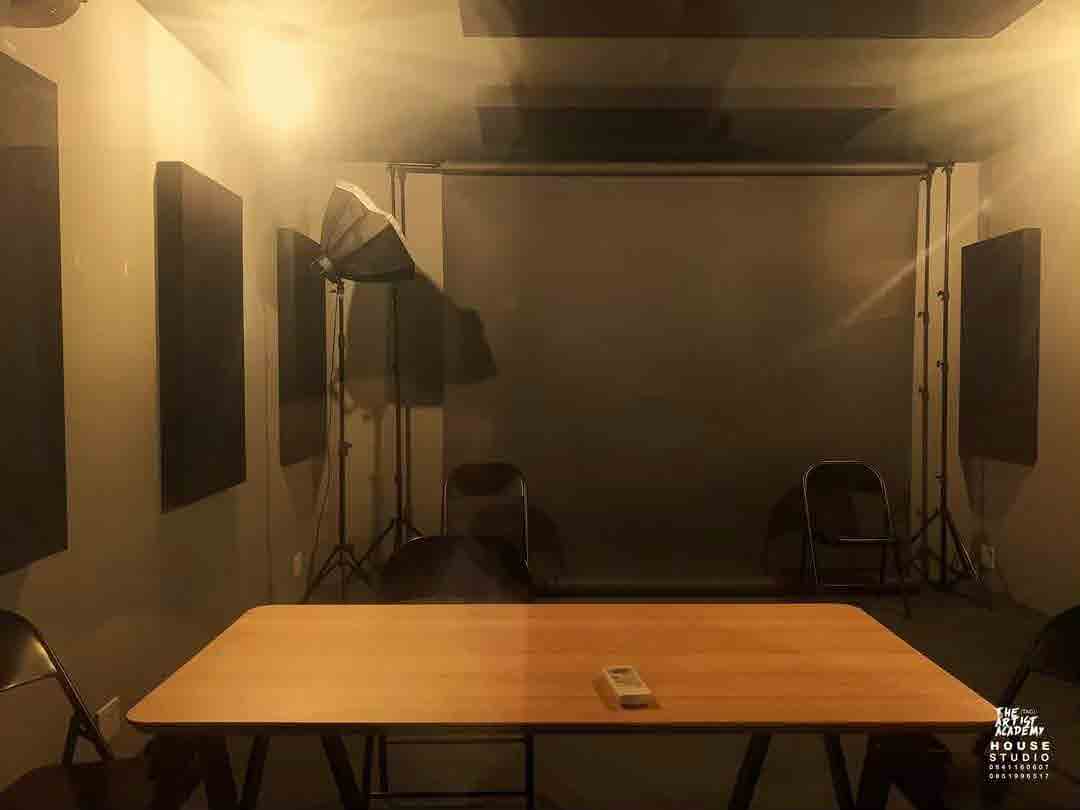 The Artist Academy Studio Bangkok