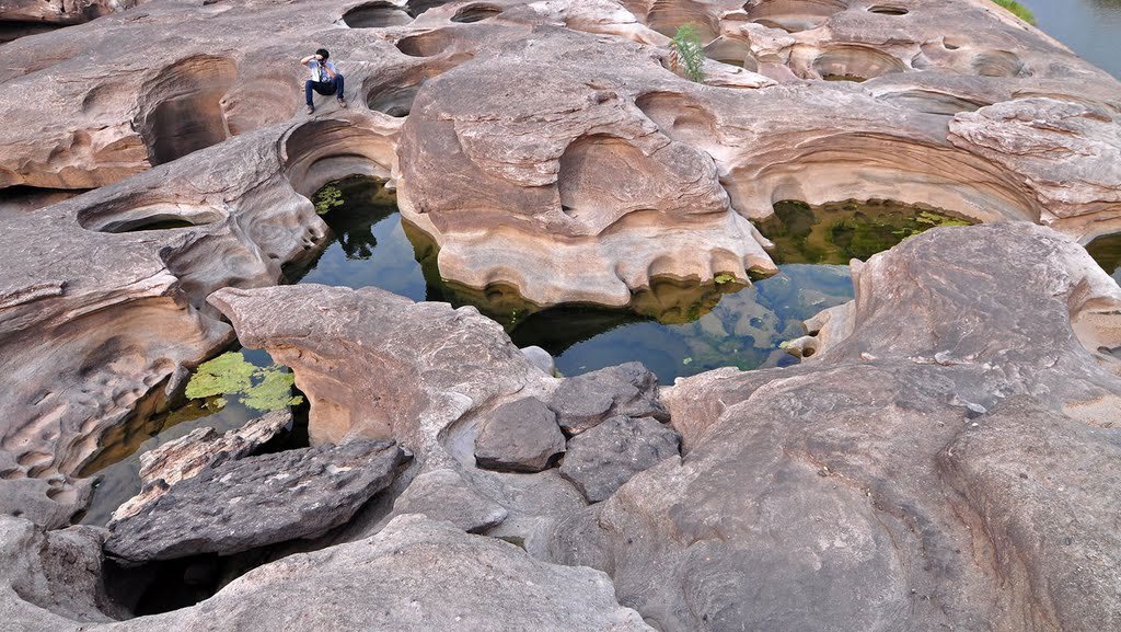 sam phan bok ubon (great canyon of siam) thailand