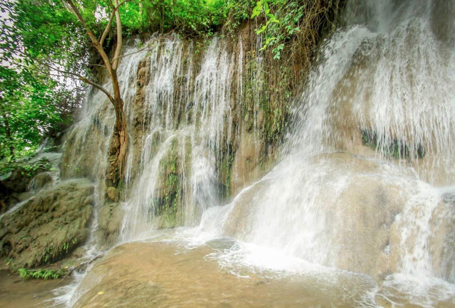 Sai yok Noi Waterfall