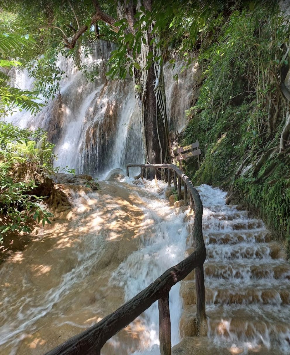 Sai yok Noi Waterfall