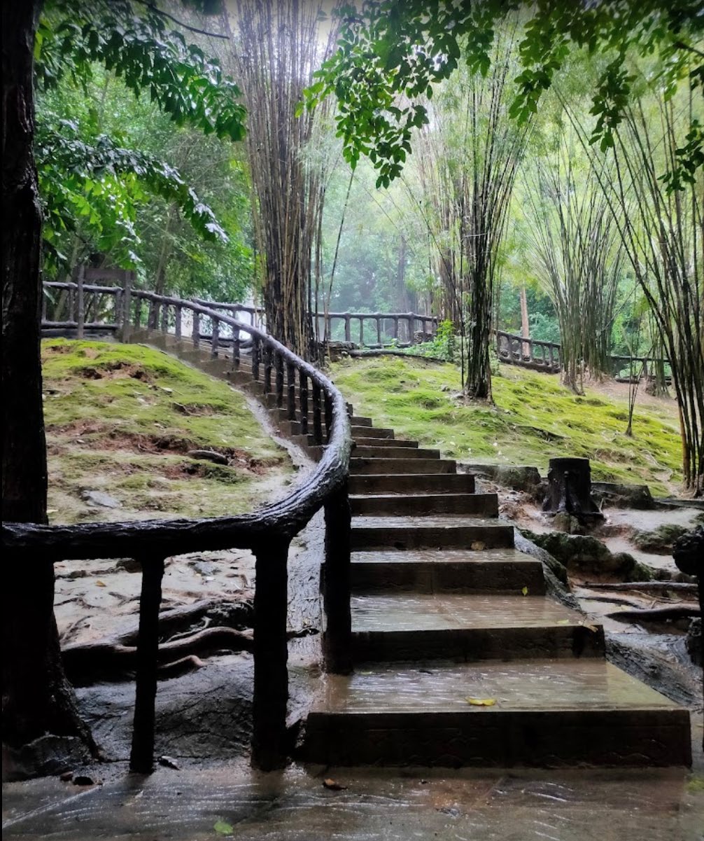 Sai yok Noi Waterfall