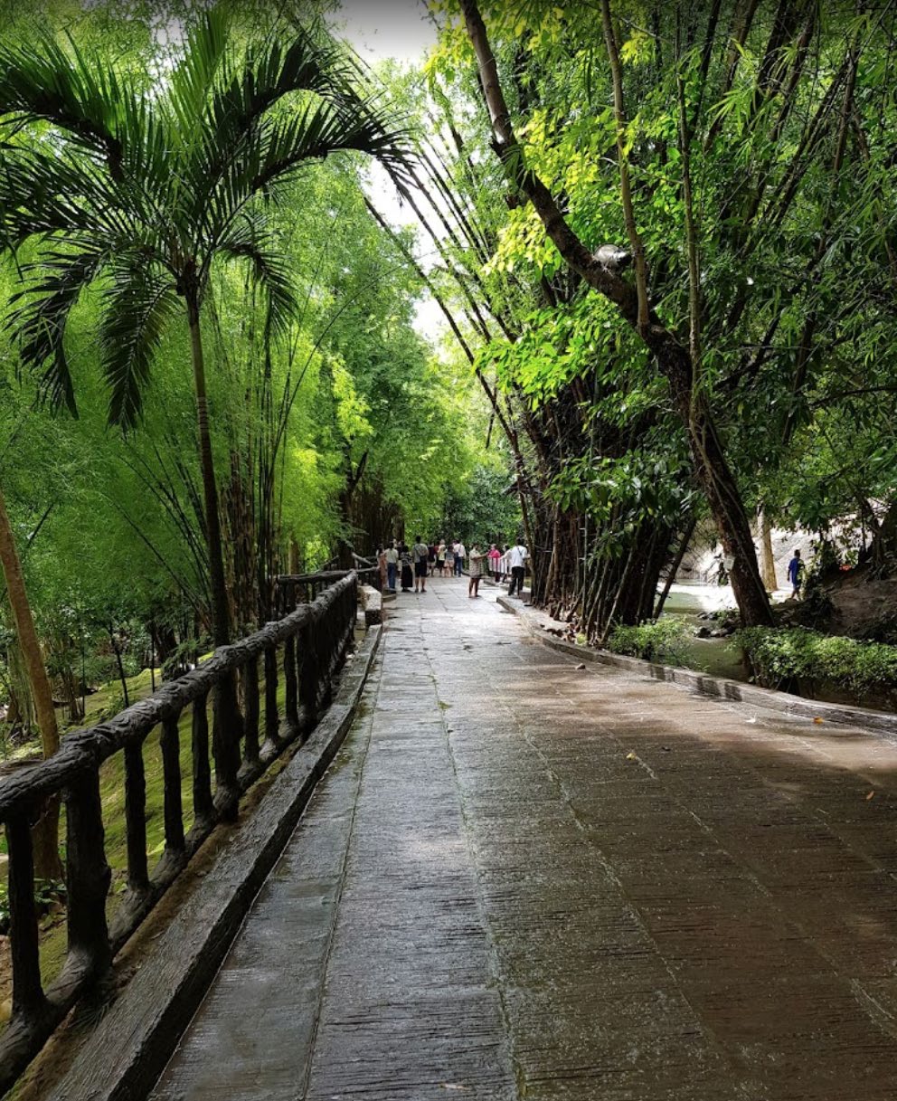 Sai yok Noi Waterfall