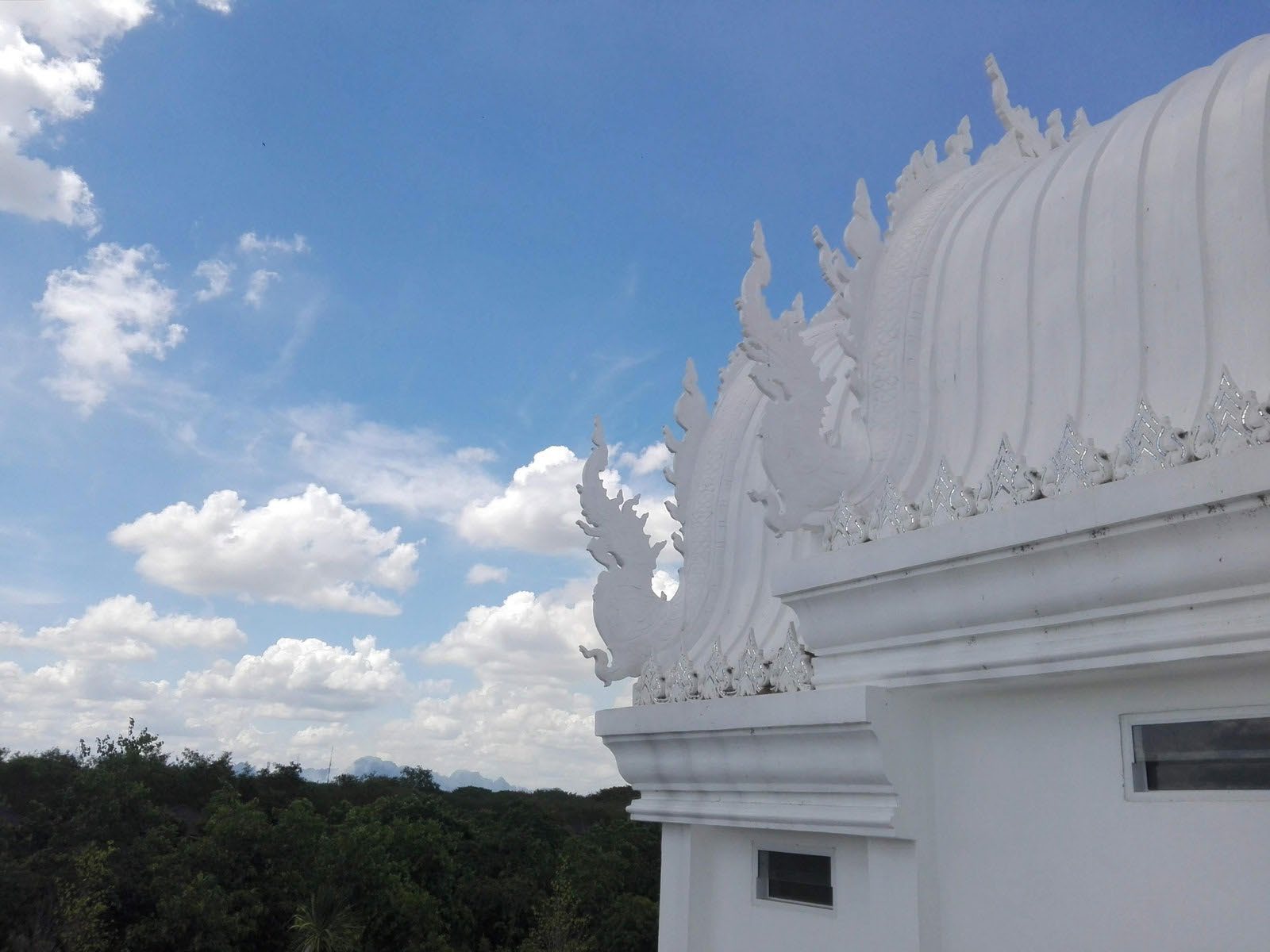 Watbunglatthiwan