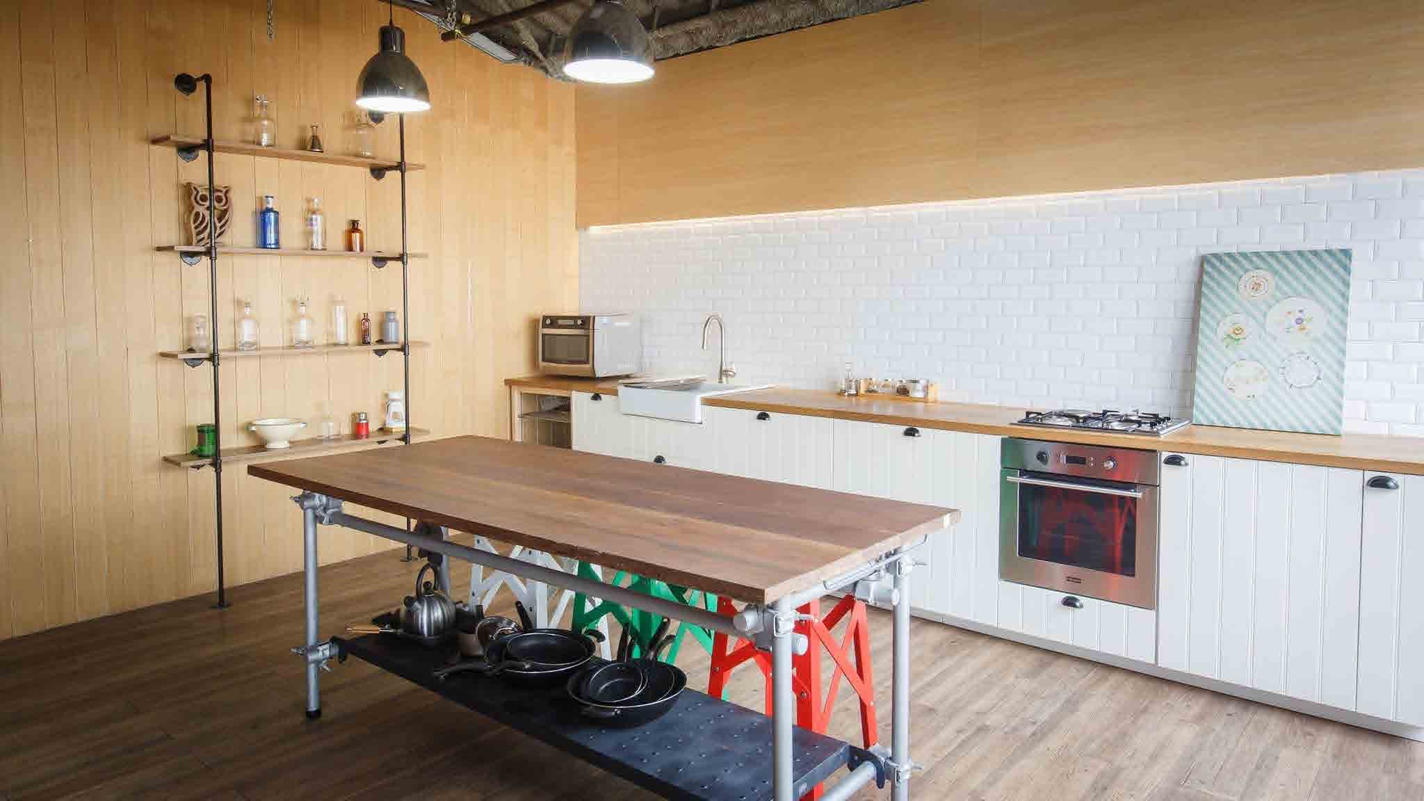 The Circus Studio