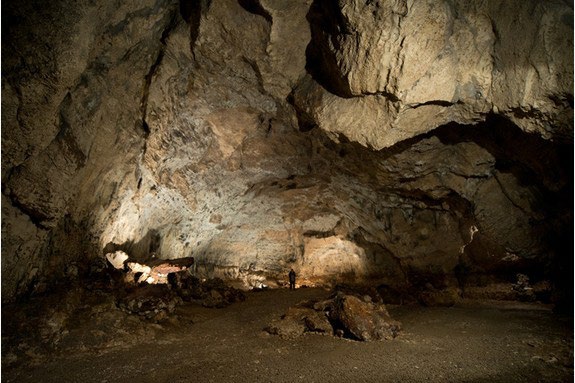 NIETOPERZOWA CAVE