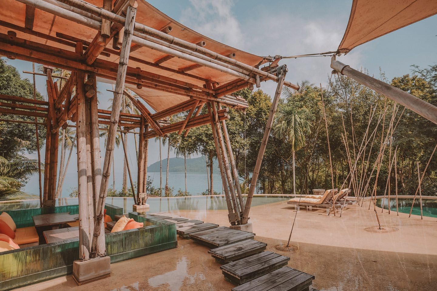 SONEVA KIRI