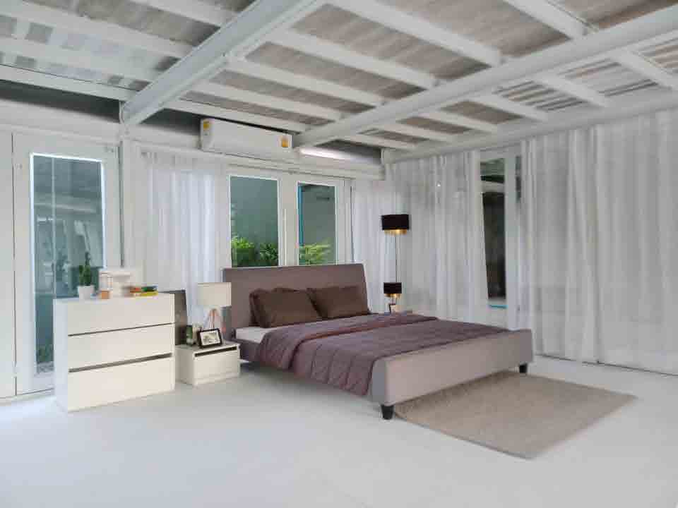 The White House Studio Bang Yai