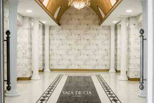 Vala De Cia