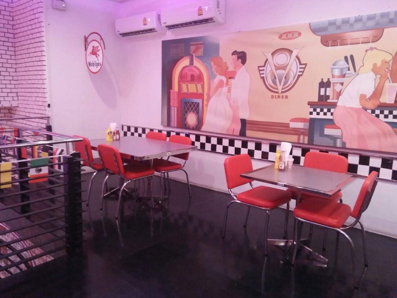 V8 Dinner Suk 11