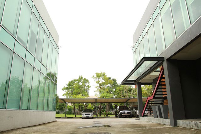 OFFICE KHAI(Office and Building)