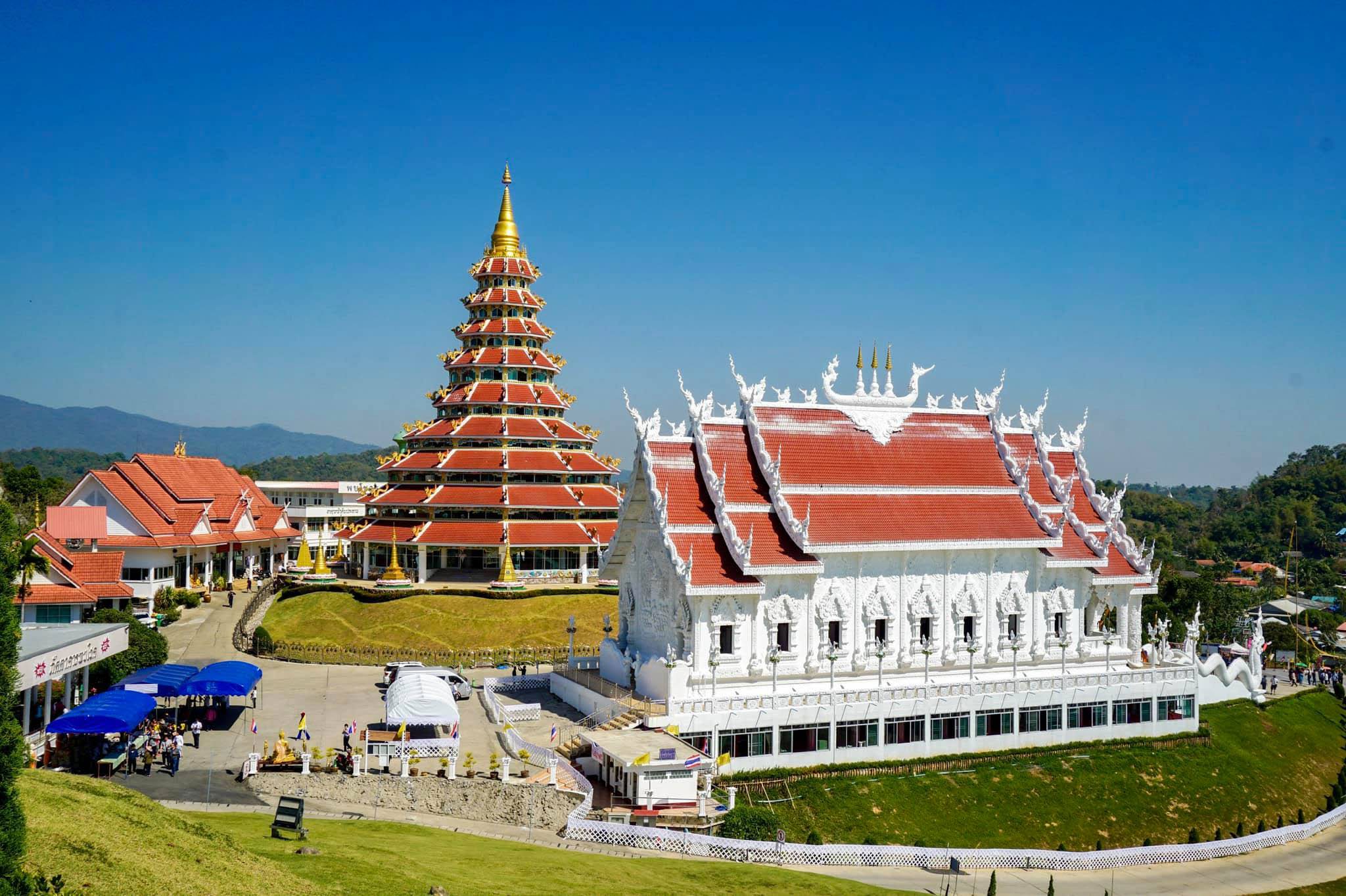 wat huay pla kang