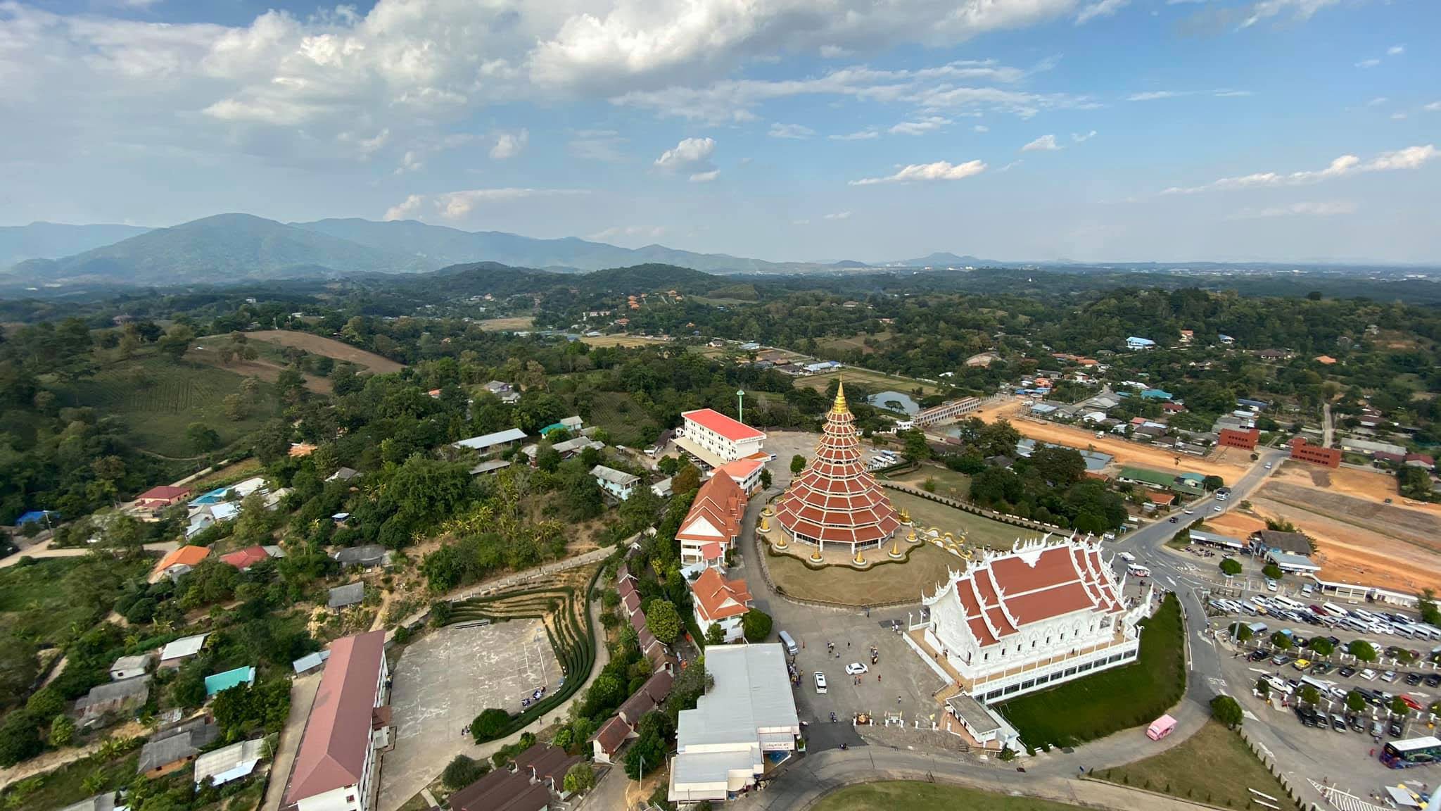 wat huay pla kang