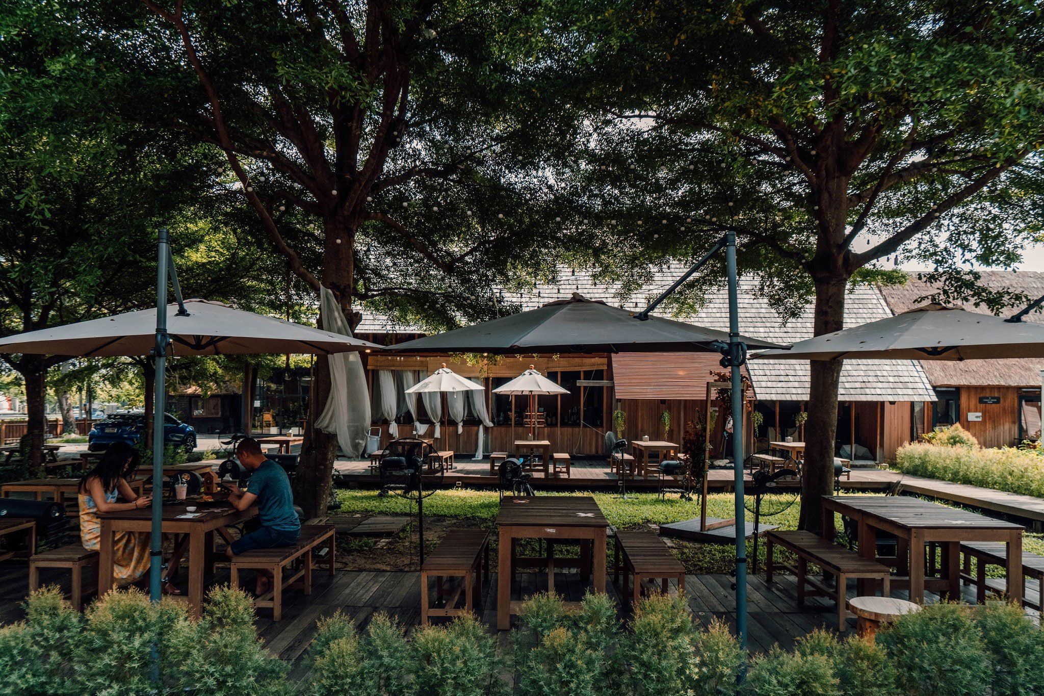 Chale't Cafe at Wood Park