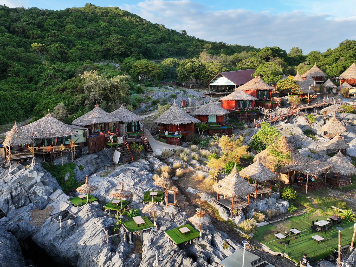 Pareehut Koh Sichang