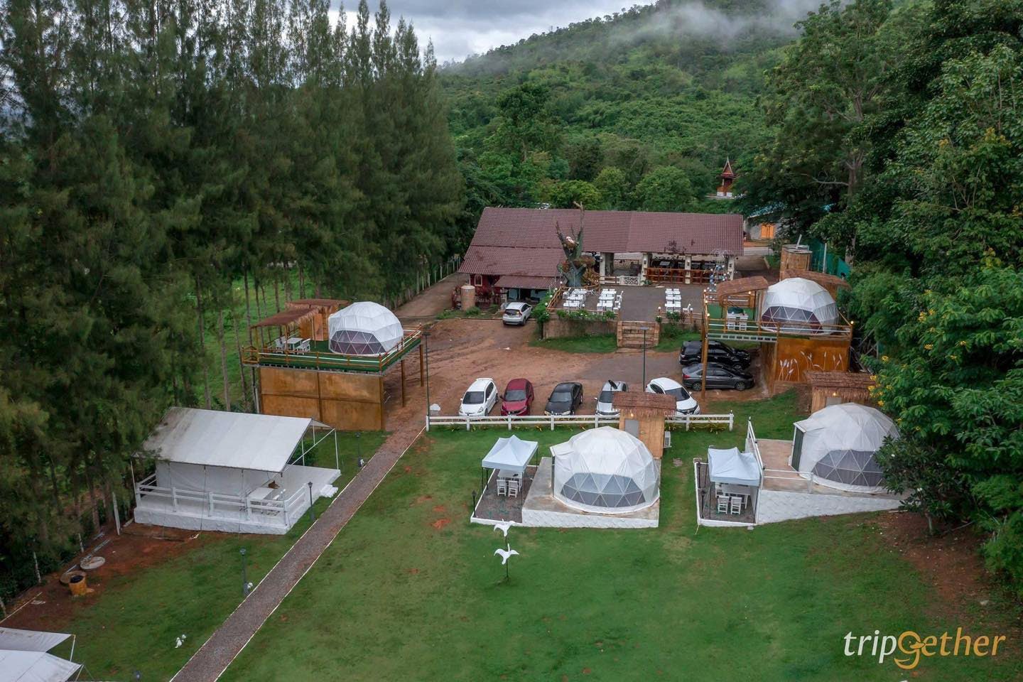 Phu Ing Thar Resort Suan Phueng