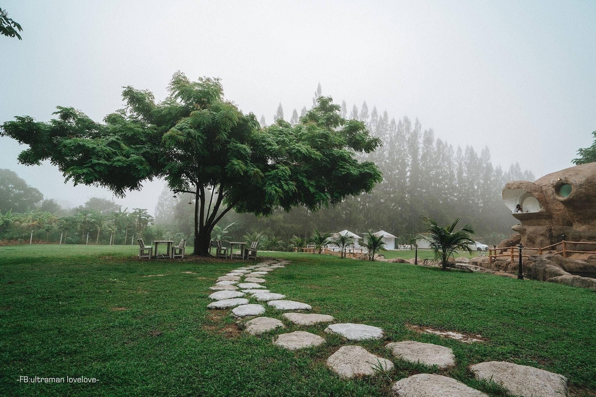 Phu Ing Thar Resort Suan Phueng
