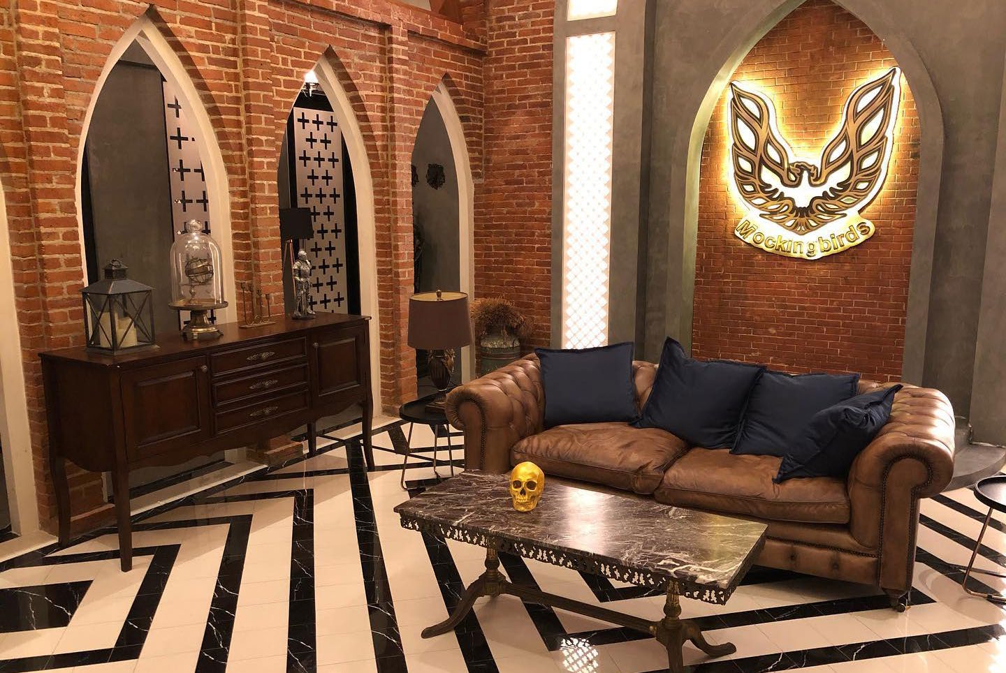 Red Hall Studio