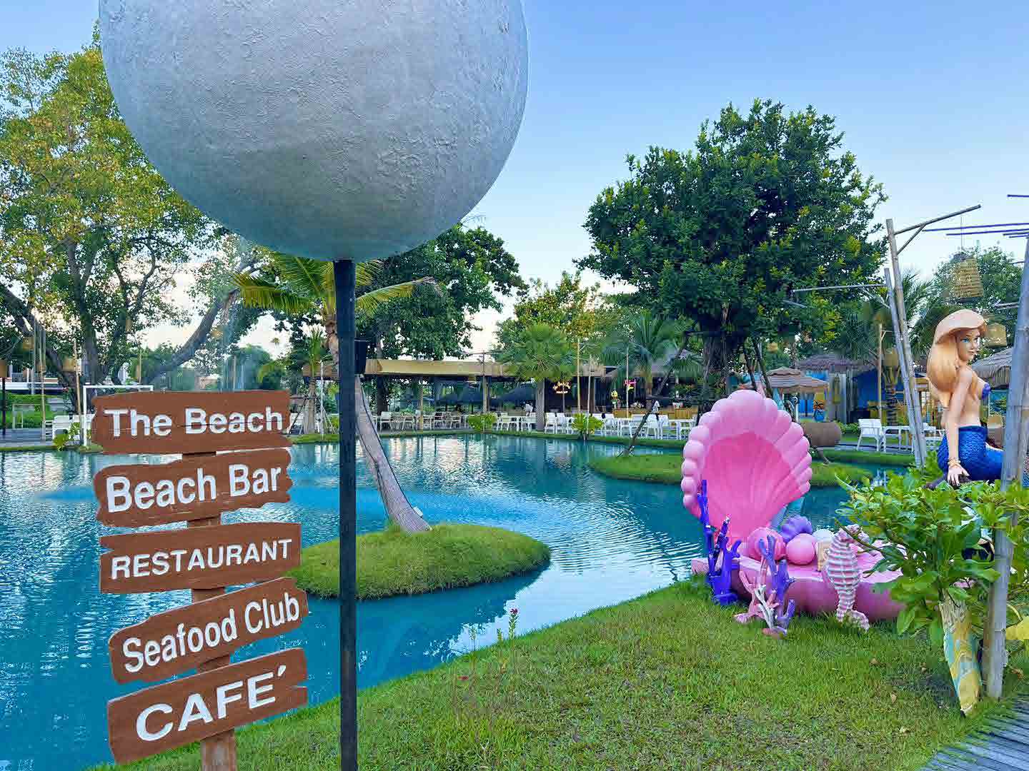 The Beach Cafe & Restaurant