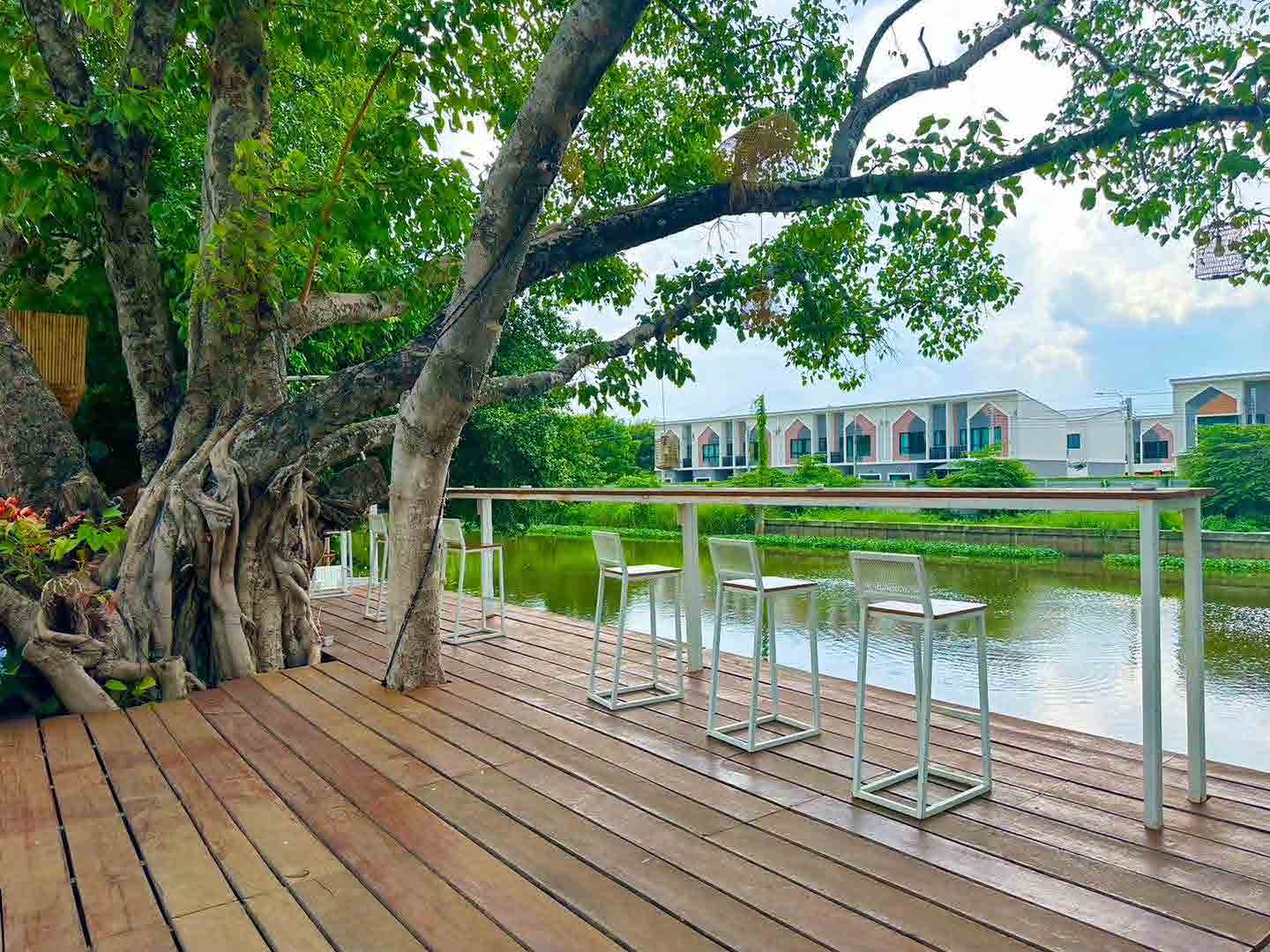 The Beach Cafe & Restaurant