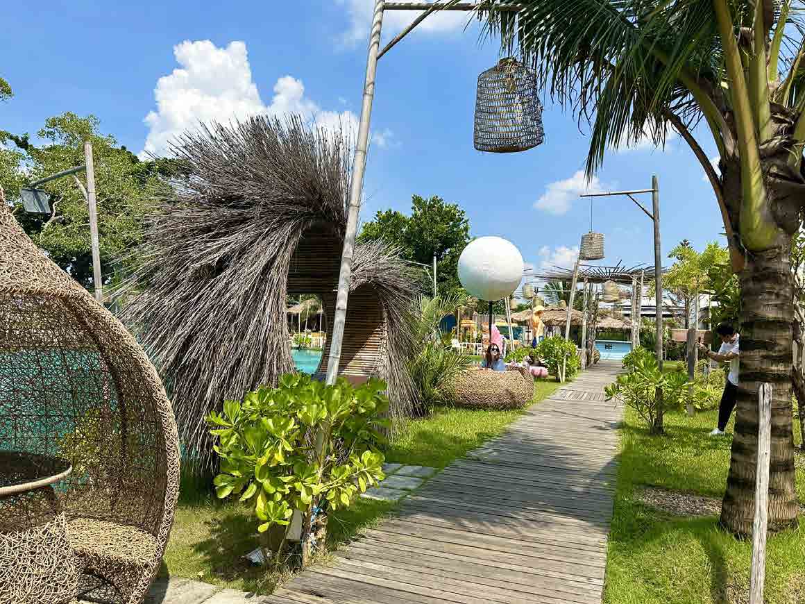 The Beach Cafe & Restaurant