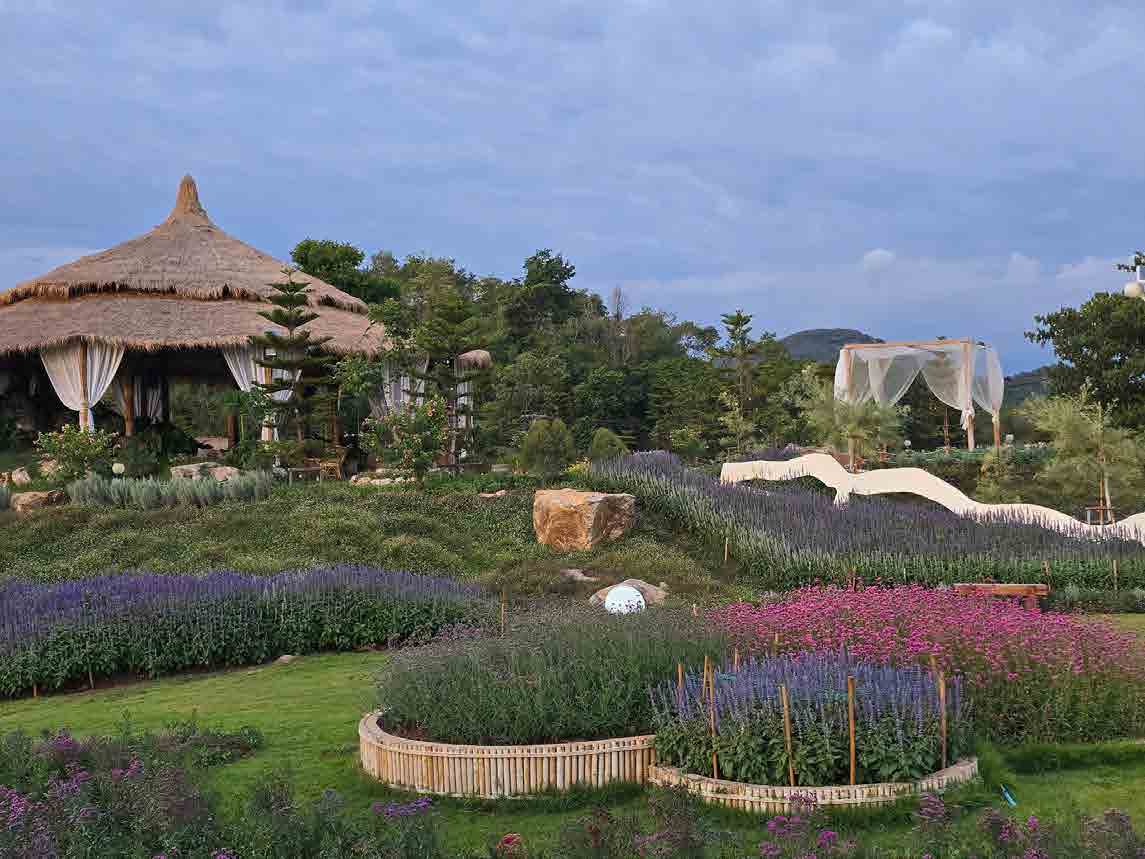 The Peak Flower Land Khao Yai
