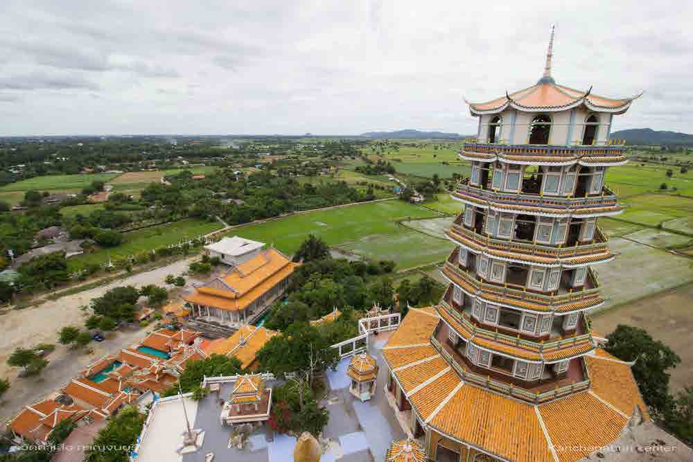 WAT THAM SUA