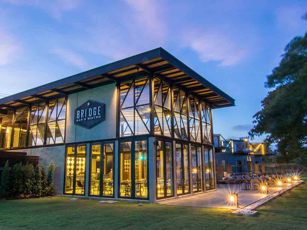 Bridge Bar and Bistro