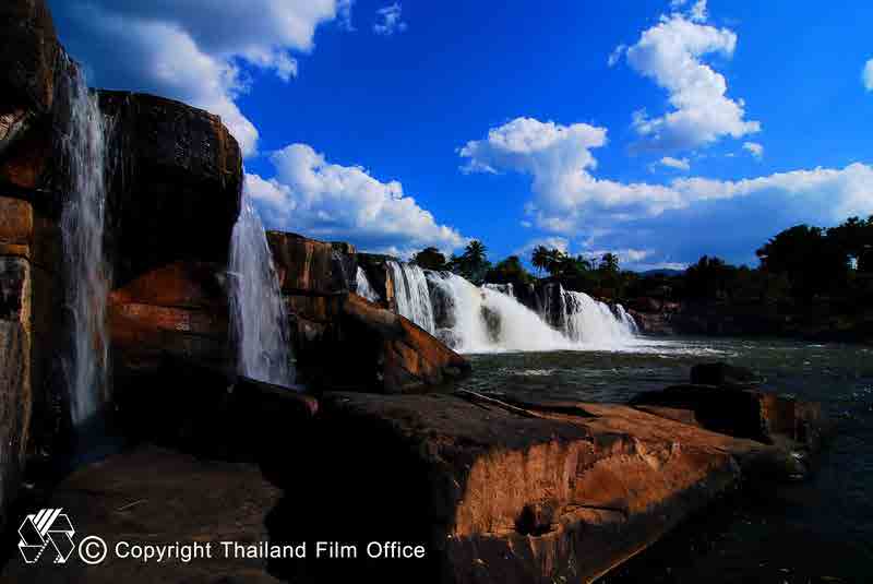 Poi Waterfall
