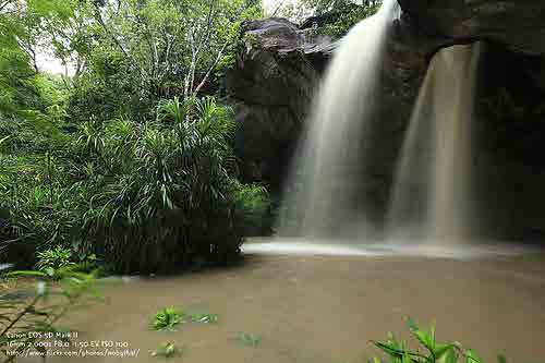 Saeng Chan Waterfall