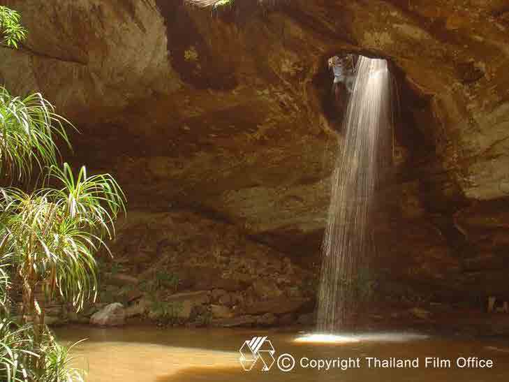 Saeng Chan Waterfall