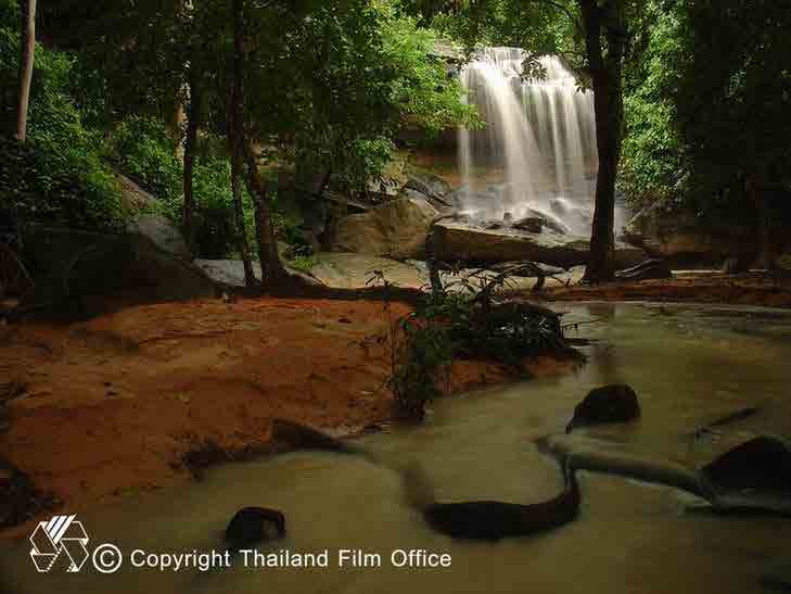 Samrong Kiet Waterfall
