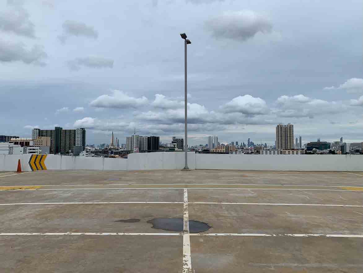 Pinklao Parking Lot Rooftop