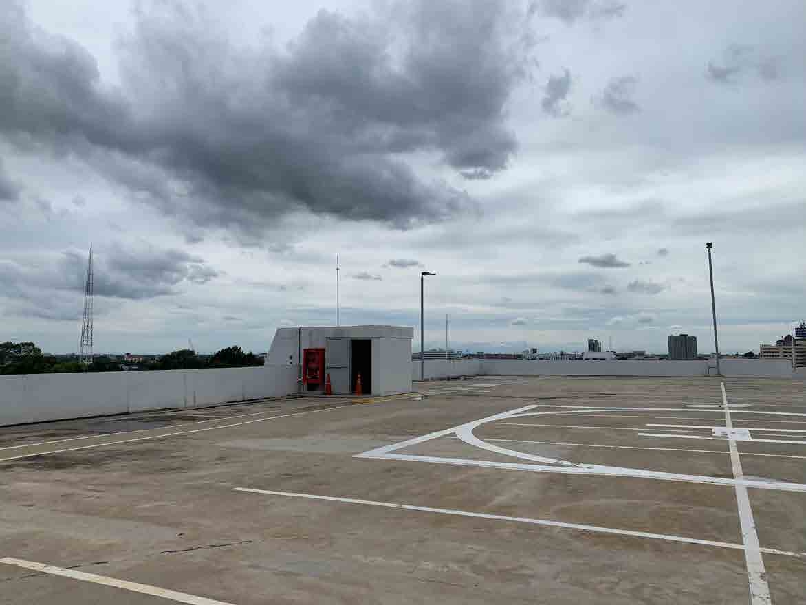 Pinklao Parking Lot Rooftop
