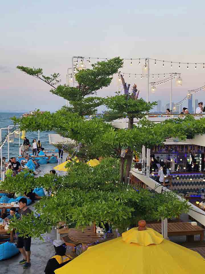 Tappia Floating Cafe