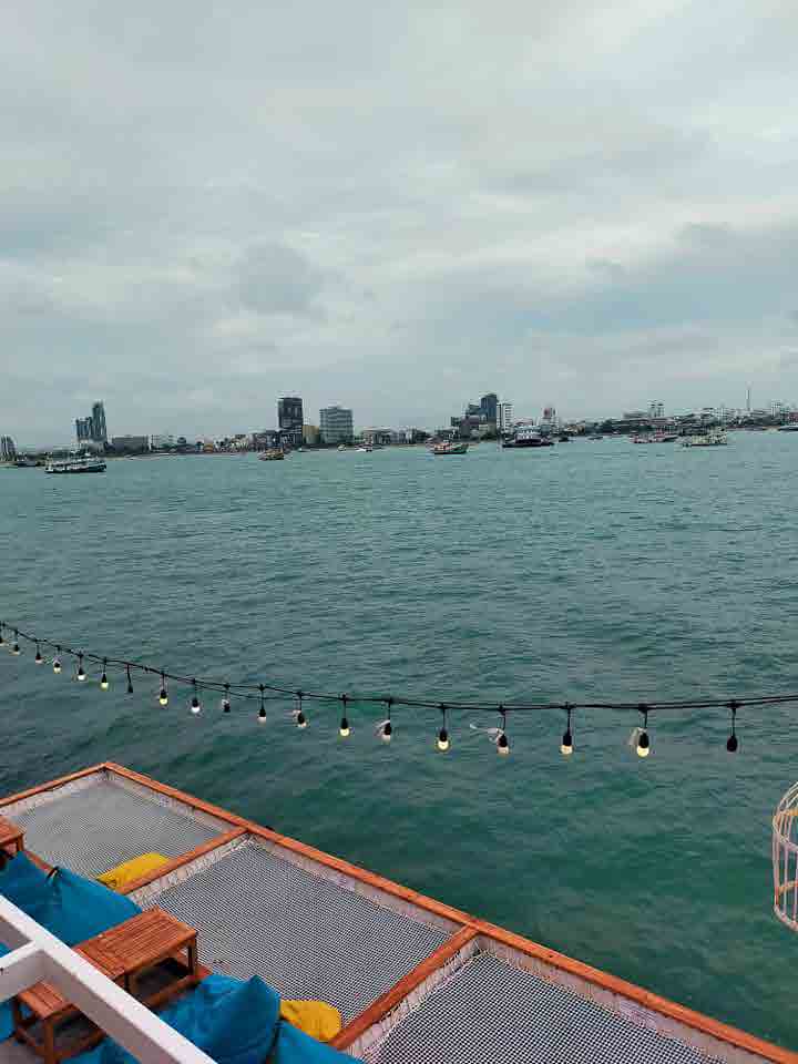 Tappia Floating Cafe