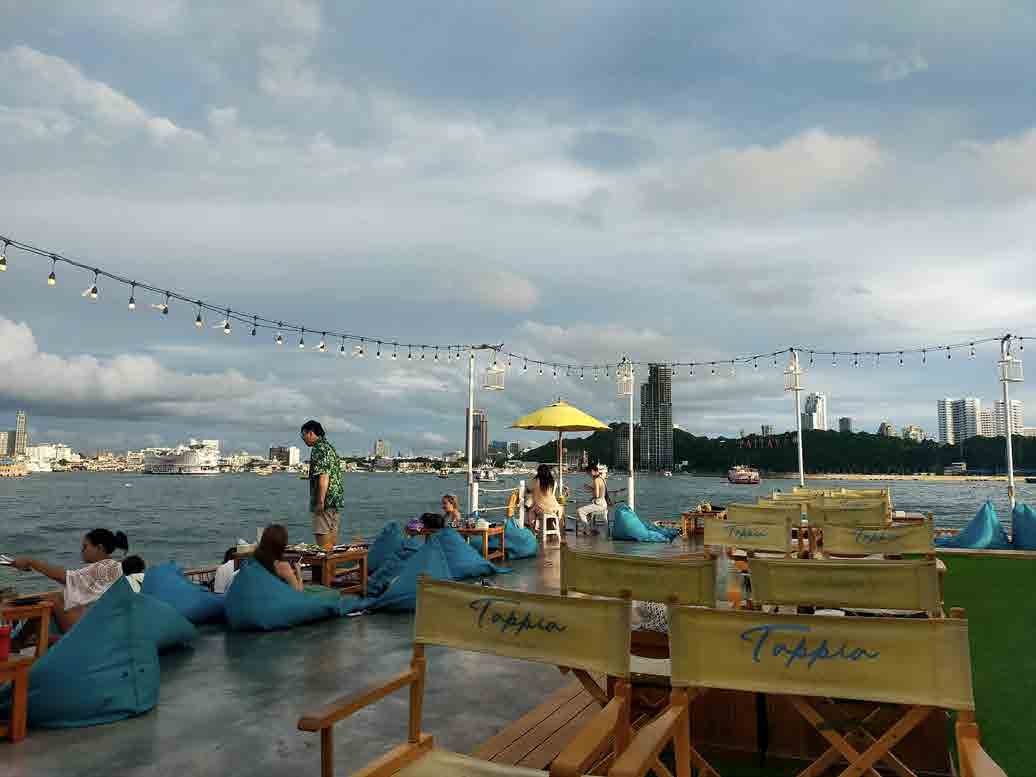 Tappia Floating Cafe