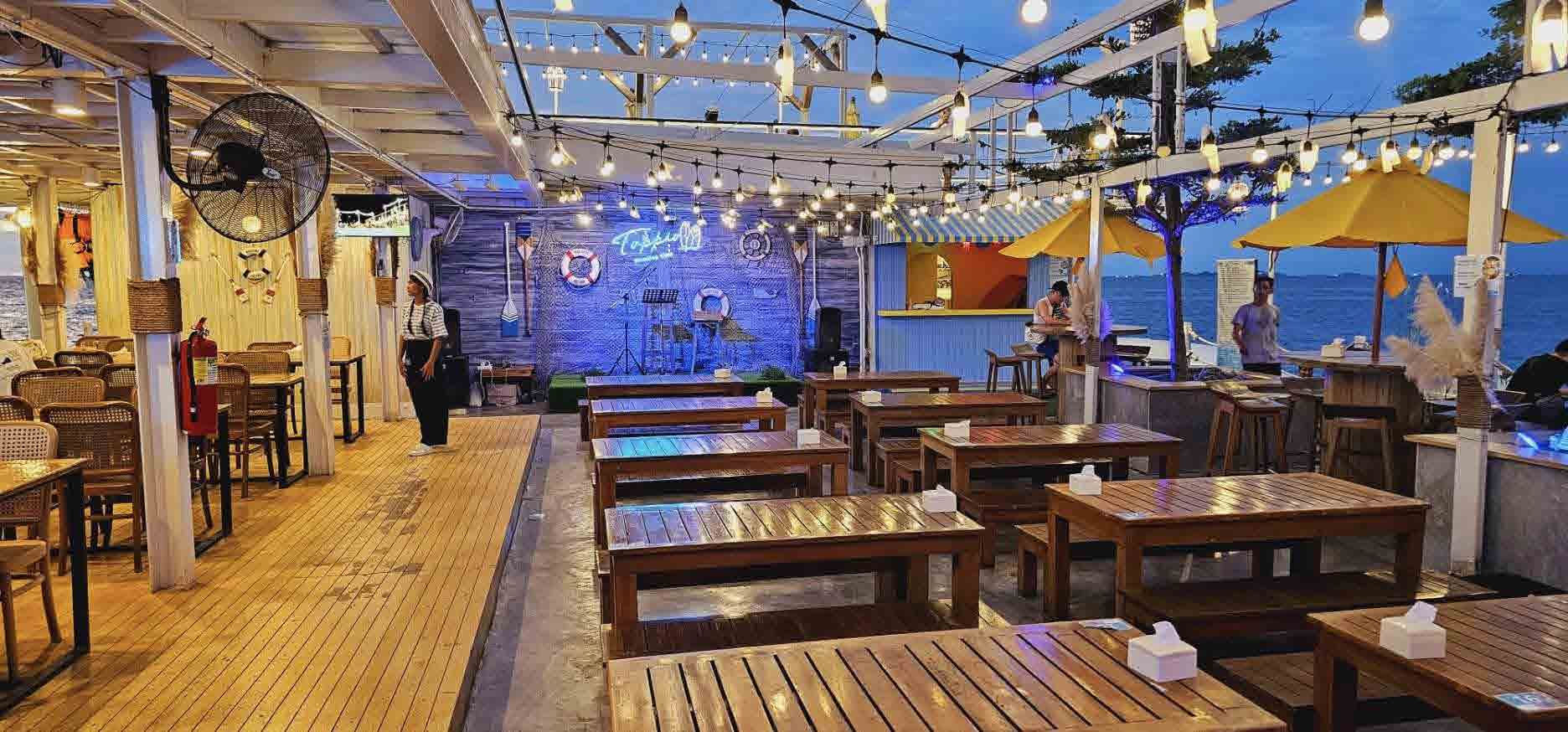Tappia Floating Cafe