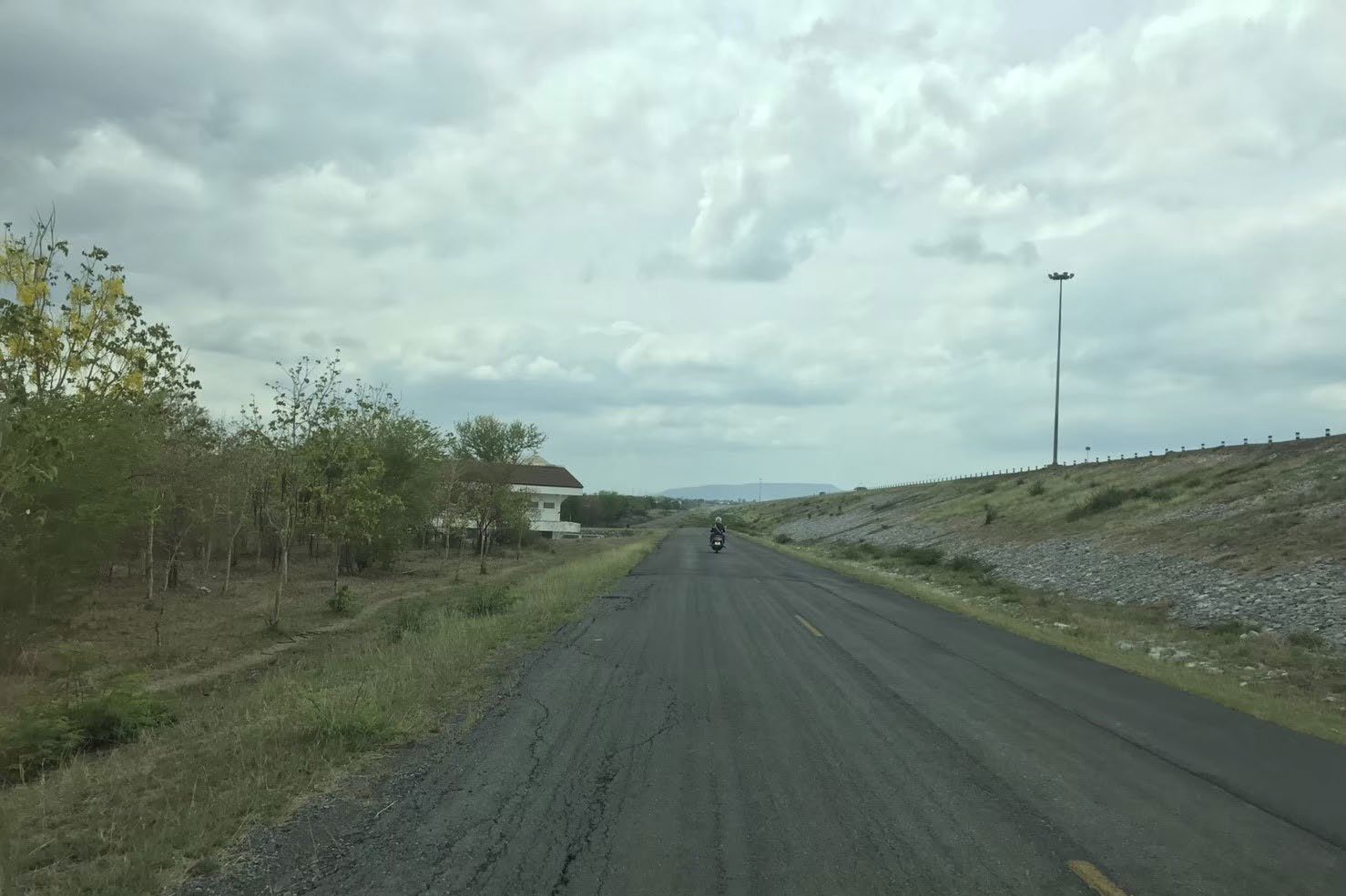 PA SAK JOLASID DAM