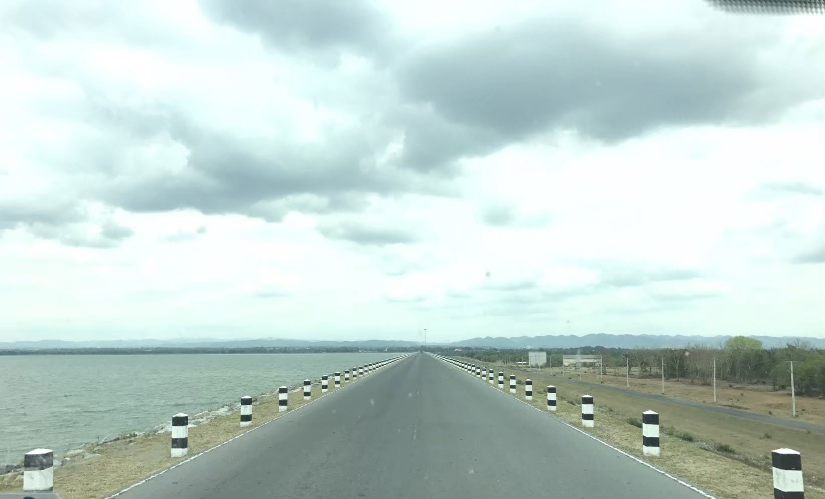 PA SAK JOLASID DAM
