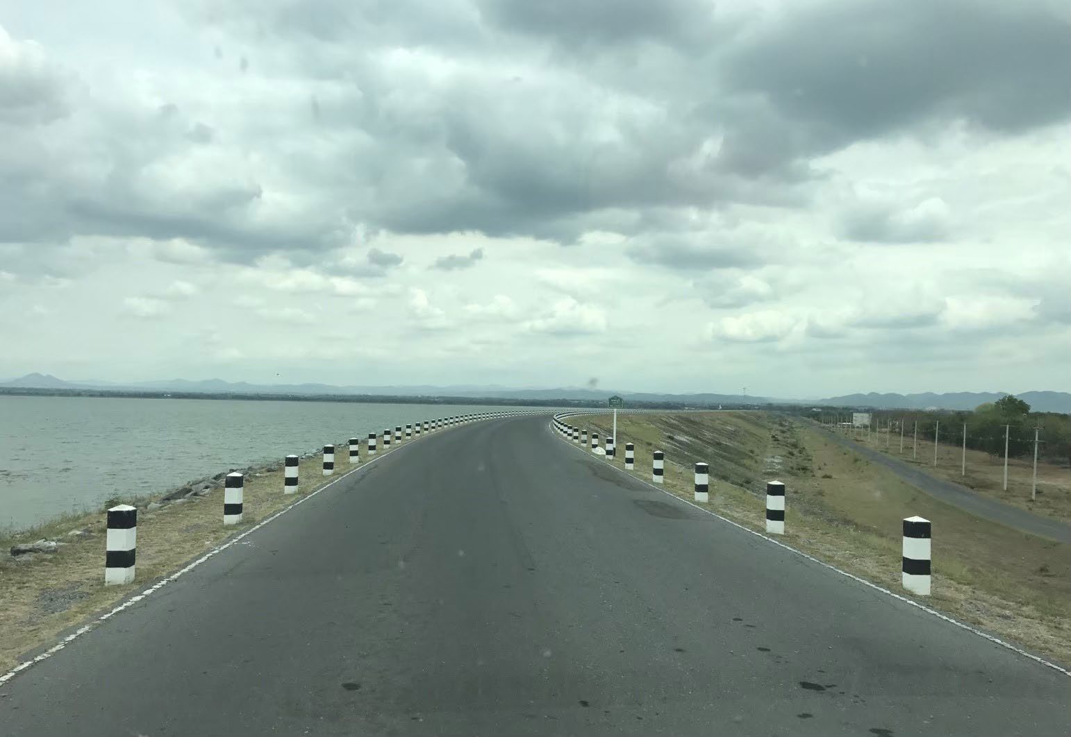 PA SAK JOLASID DAM