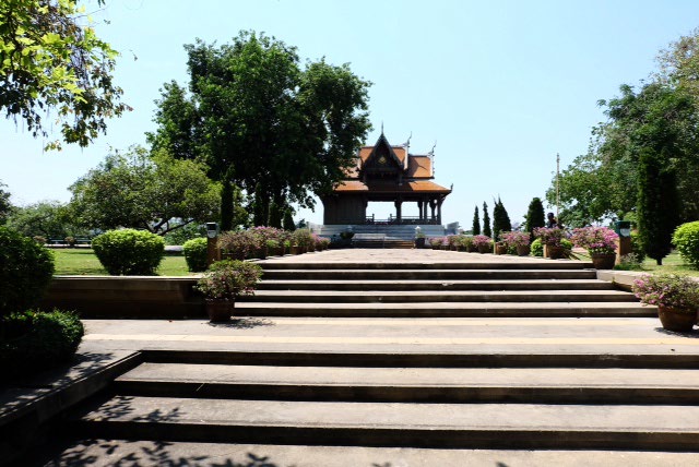 Suan Santichaiprakan