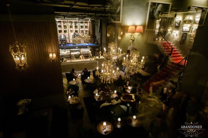 Abandoned Mansion Bangkok Restaurent bar