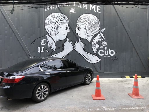Cub House Ekk Mai soi 3